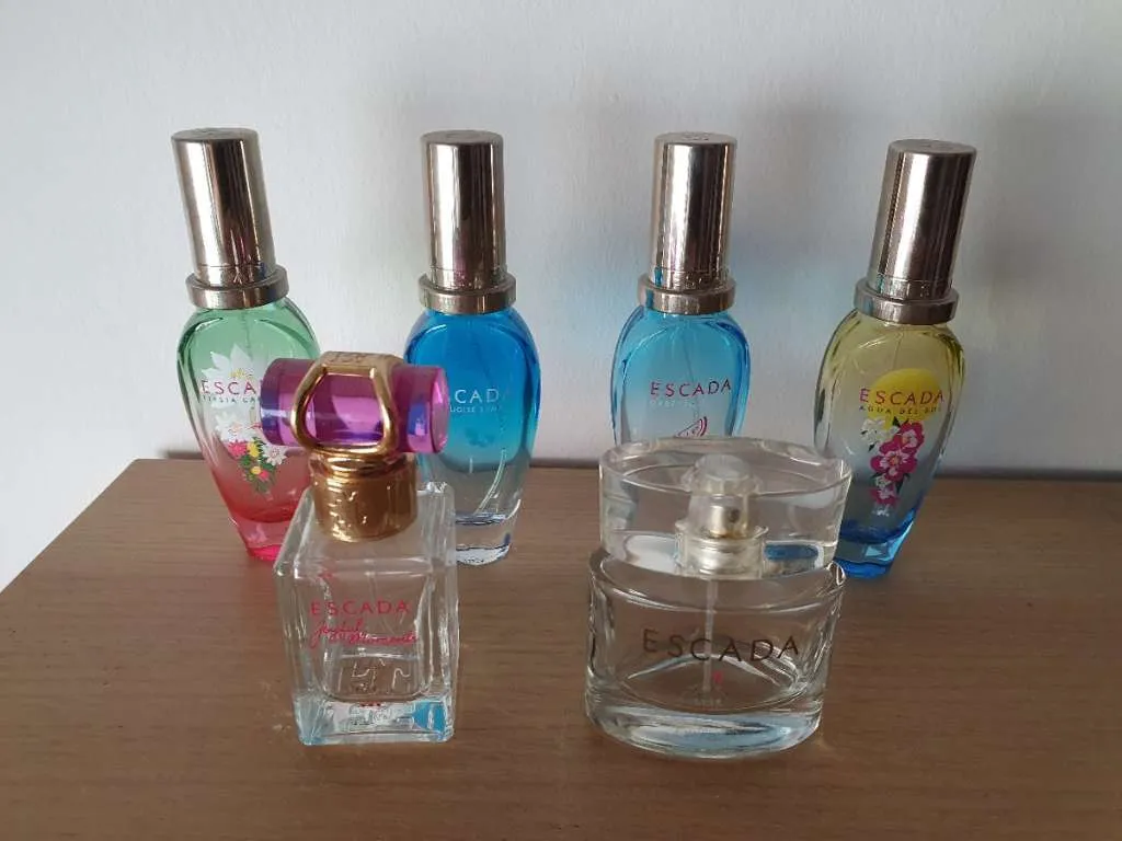 leere Parfum Flakons, € 1,- (7000 Eisenstadt)