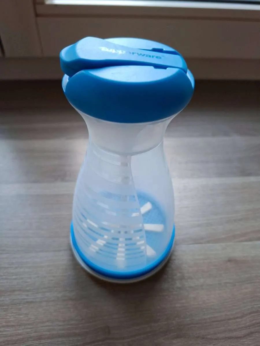Tupperware Zuckerstreuer, € 15,- (3463 Stetteldorf am Wagram)