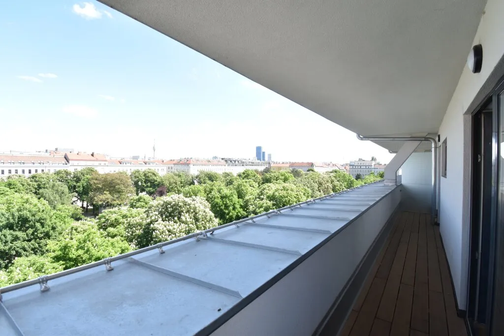 Traumhafter Fernblick - urban & grün | 2 - Zimmer Wohnung | Loggia | Nahe Millenium City – pohled 2