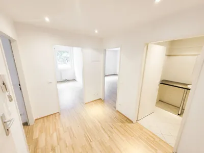 Helle 3-Zimmer-Wohnung mit Lift in begehrter Döblinger Lage – Bild 2