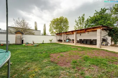 5-Zimmer-Haus kaufen in Wiener Neustadt – 176,78 m², € 450.000 – Bild 3 von 20