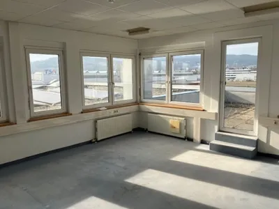 5-Zimmer-Gewerbeimmobilie mieten in Mödling – 268 m², € 3.377 – Bild 4 von 7