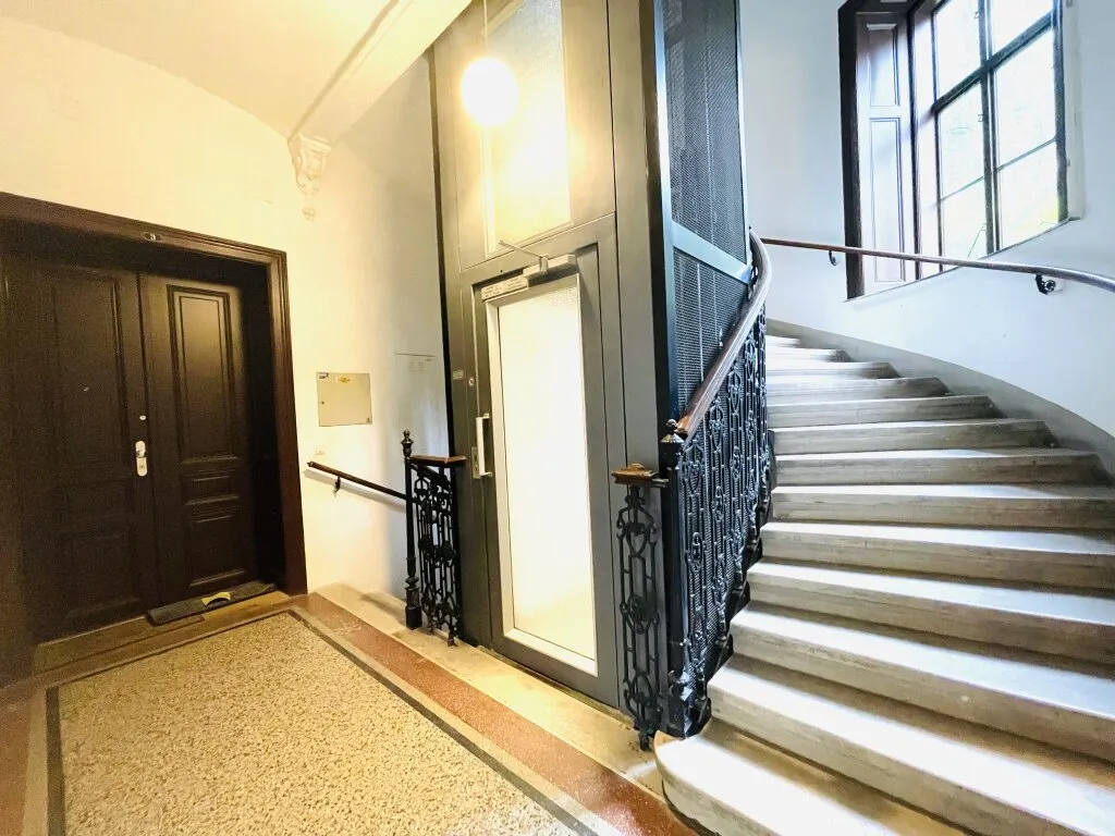 Stilvolle und geräumige 3-Zimmer-Altbauwohnung, nahe Währinger Straße - Widok 3