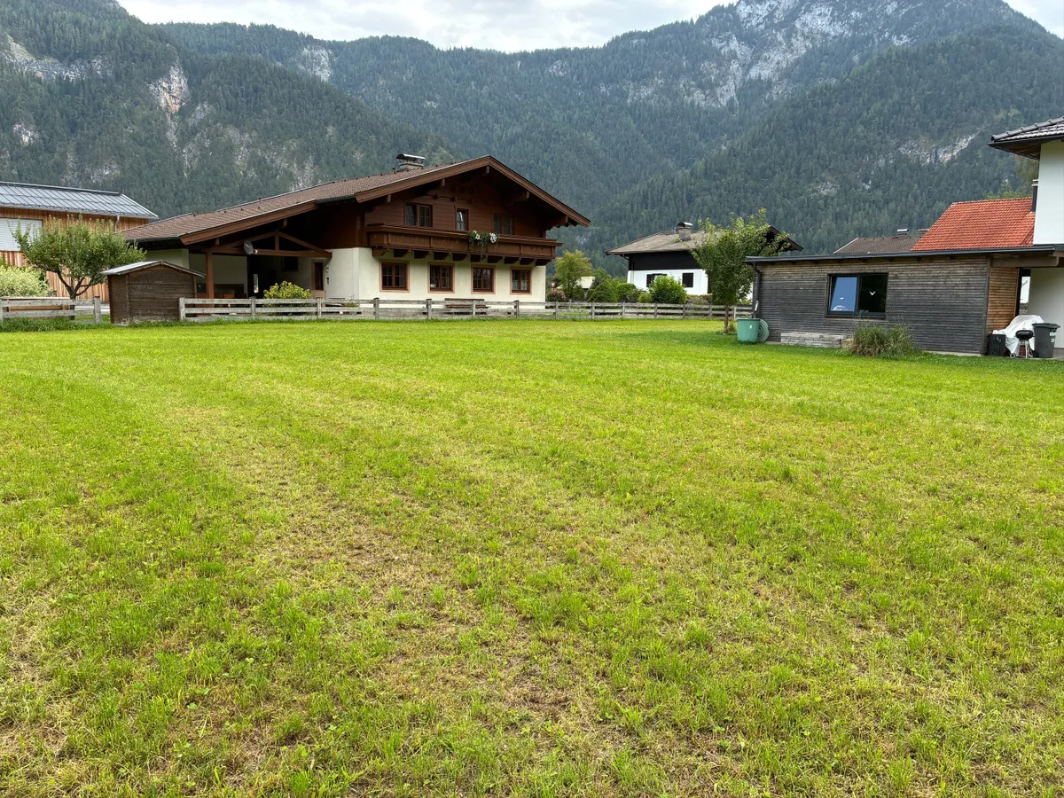 916 m² Baugrundstück in St. Martin bei Lofer, voll erschlossen & baubereit - Ansicht 3