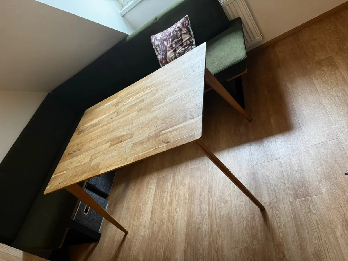 Esstisch zu verschenken, € 0,- (9020 Klagenfurt)