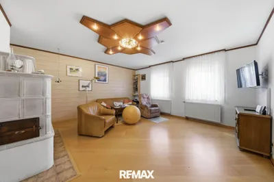 4-Zimmer-Haus kaufen in Hollabrunn – 177 m², € 299.000 – Bild 3 von 38