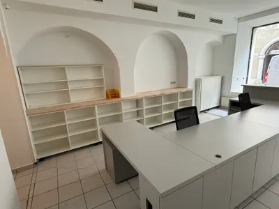 2-Zimmer-Gewerbeimmobilie mieten in Steyr – 73 m², € 450 – Bild 9 von 14