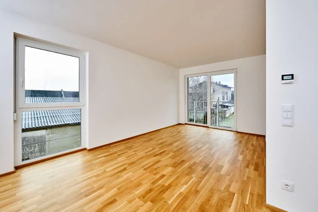 TOP ANGEBOT: Sonnige 4-Zimmerwohnung mit Balkon |78 m² Wohnfläche | Erstbezug ab sofort - Ansicht 2