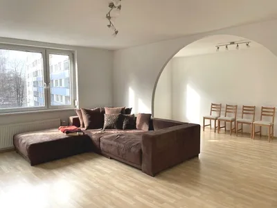 4-Zimmer-Wohnung mieten in Linz – 122 m², € 1.163