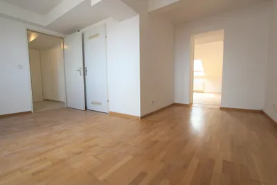 GROSSZÜGIGE 2-ZIMMER-WOHNUNG IM 10.BEZIRK! – Bild 2