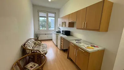 Gewerbeimmobilie mieten in Baden – 136 m², € 7 – Bild 8 von 16