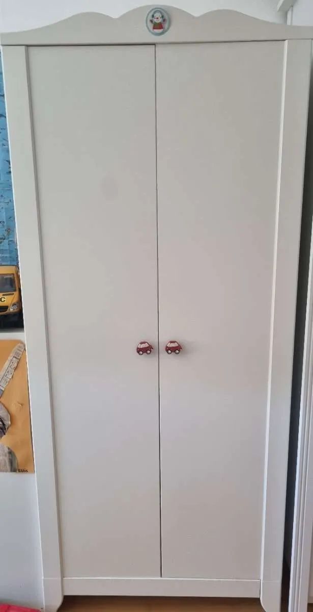 Reserviert* Ikea Schrank & Regal Hensvik für Kinderzimmer / Babyzimmer, € 65,- (1140 Wien)