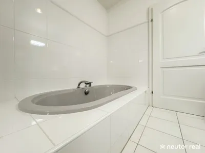 6-Zimmer-Haus kaufen in Tulln – 290,76 m², € 1.340.000 – Bild 22 von 49