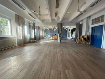 11-Zimmer-Gewerbeimmobilie mieten in Wien – 420 m², € 8 – Bild 3 von 20