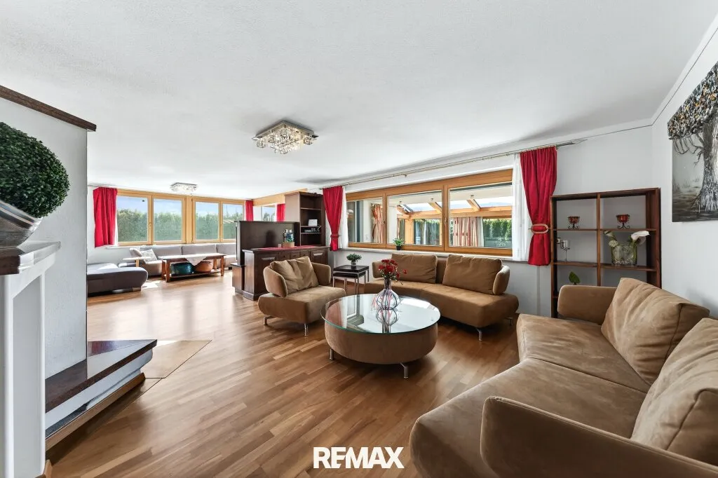 Großzügiges Mehrfamilienhaus mit Garten, Terrasse & Garage in Bad Häring, Tirol! - Ansicht 2