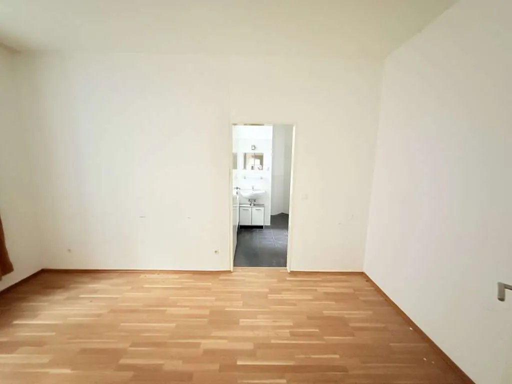 Stilvolles Jahrhundertwendehaus in urbaner Lage sucht neue Eigentümer - jetzt Anfragen - Ansicht 3