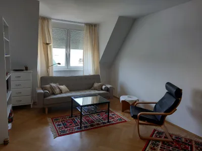 Stylish Furnished Apartment in Josefstadt - All-Inclusive, Until Dec. 2026 --- Stilvolle vollmöblierte Stadtwohnung in der Josefstadt - befristet bis Dez. 2026, Pauschal – Bild 3