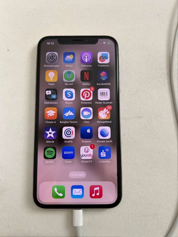 IPhone X (10) shops weiß / silber 256GB absoluter TOP-Zustand wie neu!