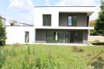 4-Zimmer-Haus kaufen in Gänserndorf – 140 m², € 494.000 – Bild 2 von 13