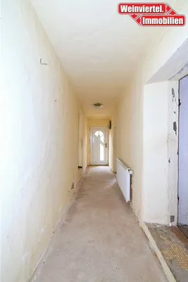 Haus kaufen in Mistelbach – 130 m², € 85.000 – Bild 2 von 14