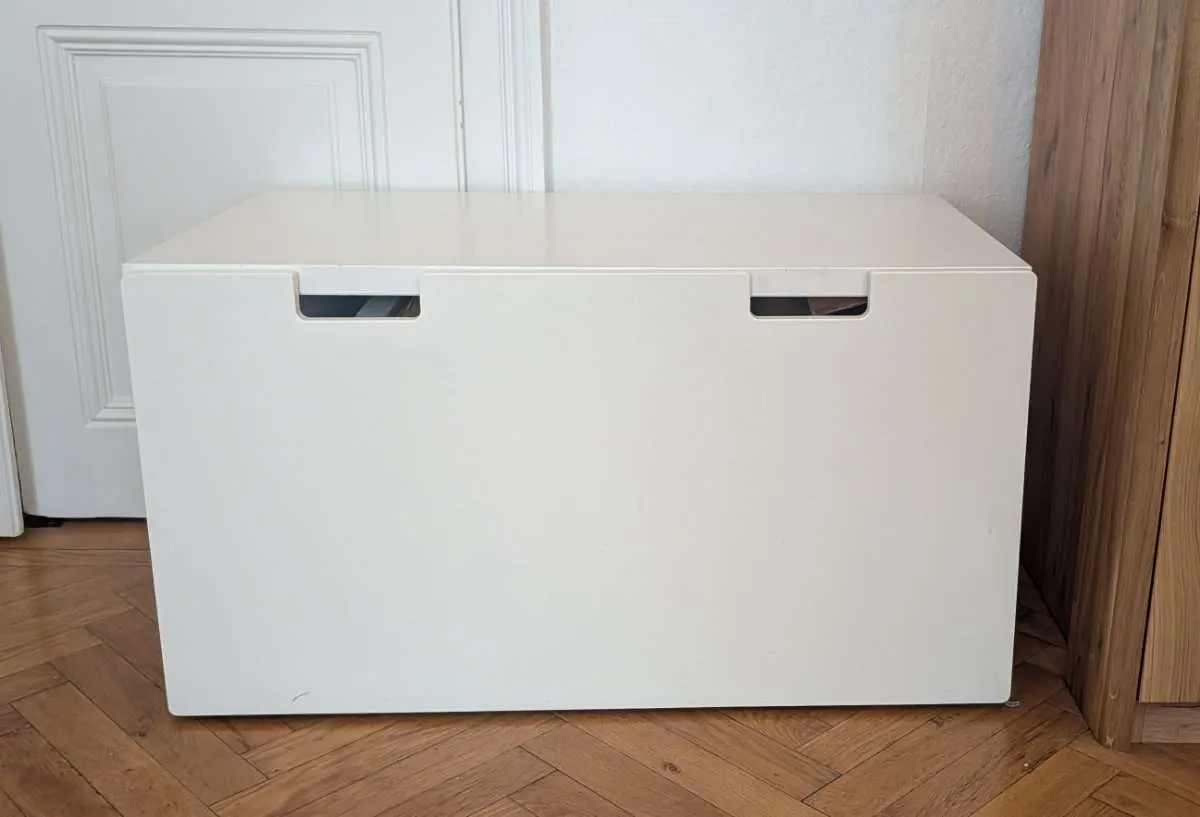 Truhe IKEA Stuva Bank, € 30,- (1090 Wien)