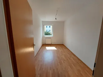 4-Zimmer-Wohnung mieten in Neunkirchen – 85 m², € 703 – Bild 7 von 14
