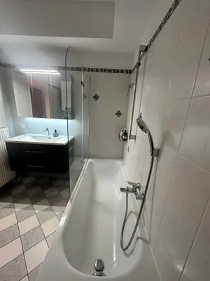 4-Zimmer-Wohnung mieten in Neunkirchen – 85 m², € 703 – Bild 9 von 14