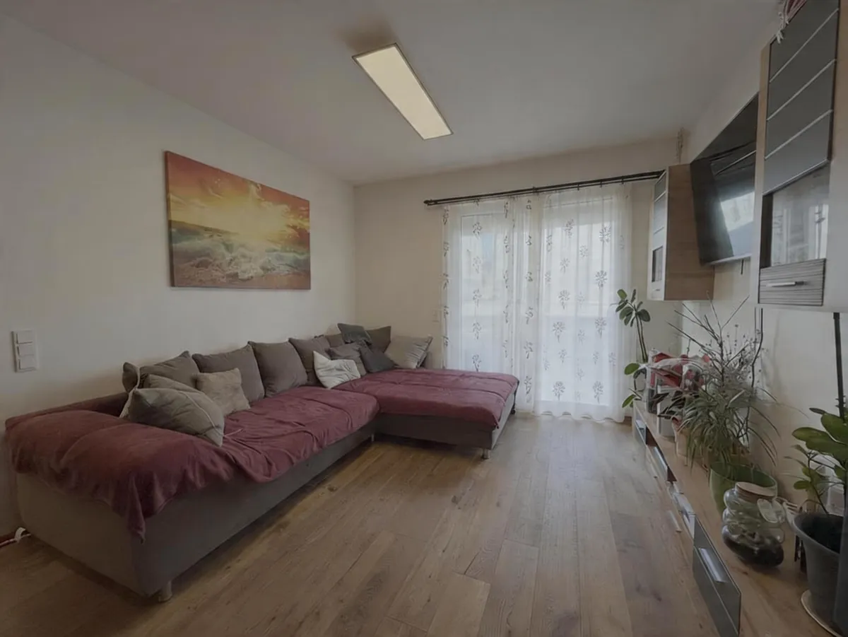 Neuer Preis! Moderne 3-Zimmer-Wohnung mit großzügiger 29 m² Terrasse - Ansicht 2