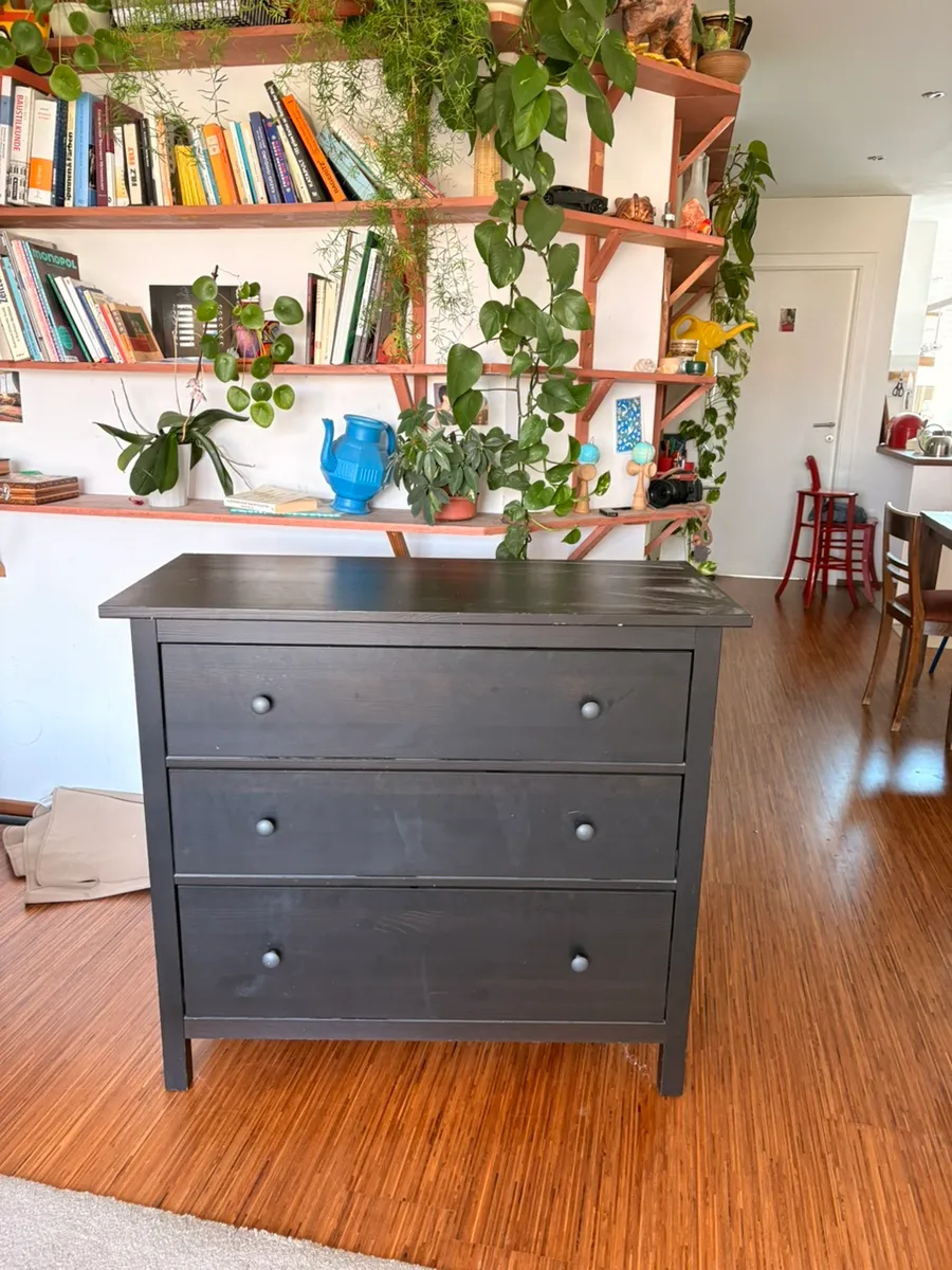Ikea Kommode Hemnes Schwarz, € 20,- (1080 Wien)