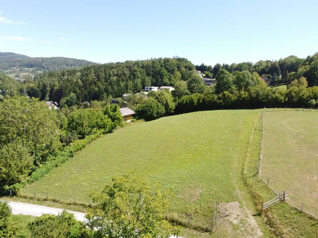 Sonniges Baugrundstück mit herrlichem Ausblick und viel Potenzial! - Ansicht 2