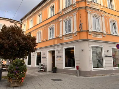 Gewerbeimmobilie mieten in Ried im Innkreis – 147 m², € 2.592