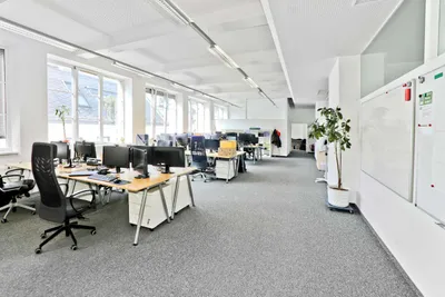Gewerbeimmobilie mieten in Wien – 1 993 m², € 17 – Bild 3 von 13