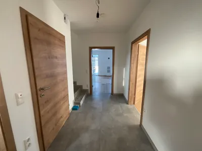 5-Zimmer-Wohnung mieten in Tulln – 125 m², € 1.450 – Bild 4 von 8