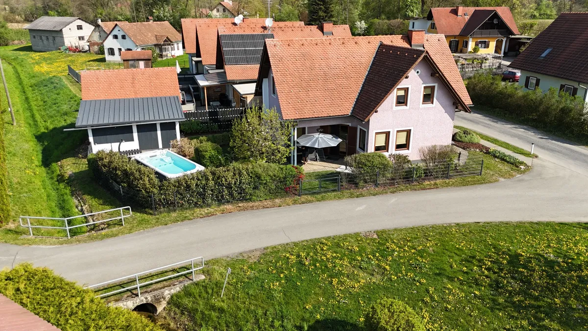 * STILVOLLES ZUHAUSE ZU EINEM TOPPREIS - ca. 18 km südlich von Leibnitz * - Ansicht 2