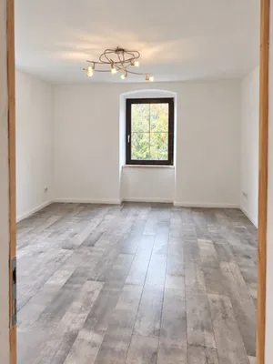 2-Zimmer-Wohnung mieten in Neunkirchen – 80 m², € 590 – Bild 8 von 19