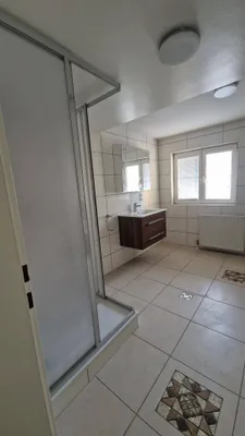 4-Zimmer-Wohnung mieten in Linz – 130 m², € 1.290 – Bild 13 von 17