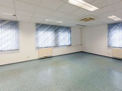 4-Zimmer-Gewerbeimmobilie mieten in Eferding – 117 m², € 1.534 – Bild 5 von 6