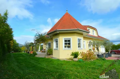 6-Zimmer-Haus kaufen in Neunkirchen – 200 m², € 849.000 – Bild 5 von 45