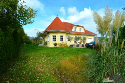6-Zimmer-Haus kaufen in Neunkirchen – 200 m², € 849.000 – Bild 44 von 45