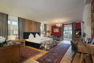 5-Zimmer-Wohnung kaufen in Kitzbühel – 216 m², € 3.600.000 – Bild 1 von 19