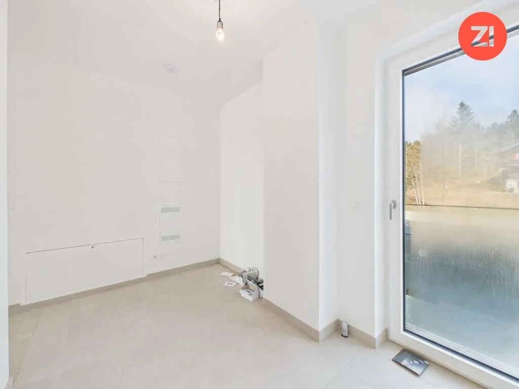 *Über der Nebelgrenze* 4- Zimmer Wohnung mit Balkon - Ansicht 2