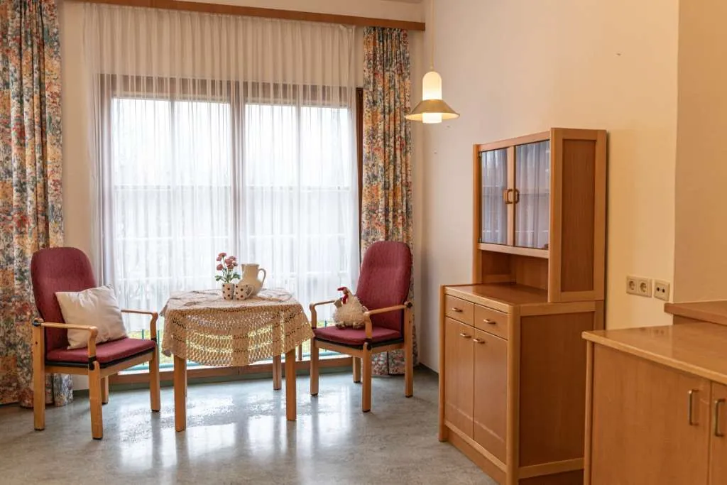 Monteurzimmer in Pram - Koffer packen und einziehen! All in Tarif! – pohled 3