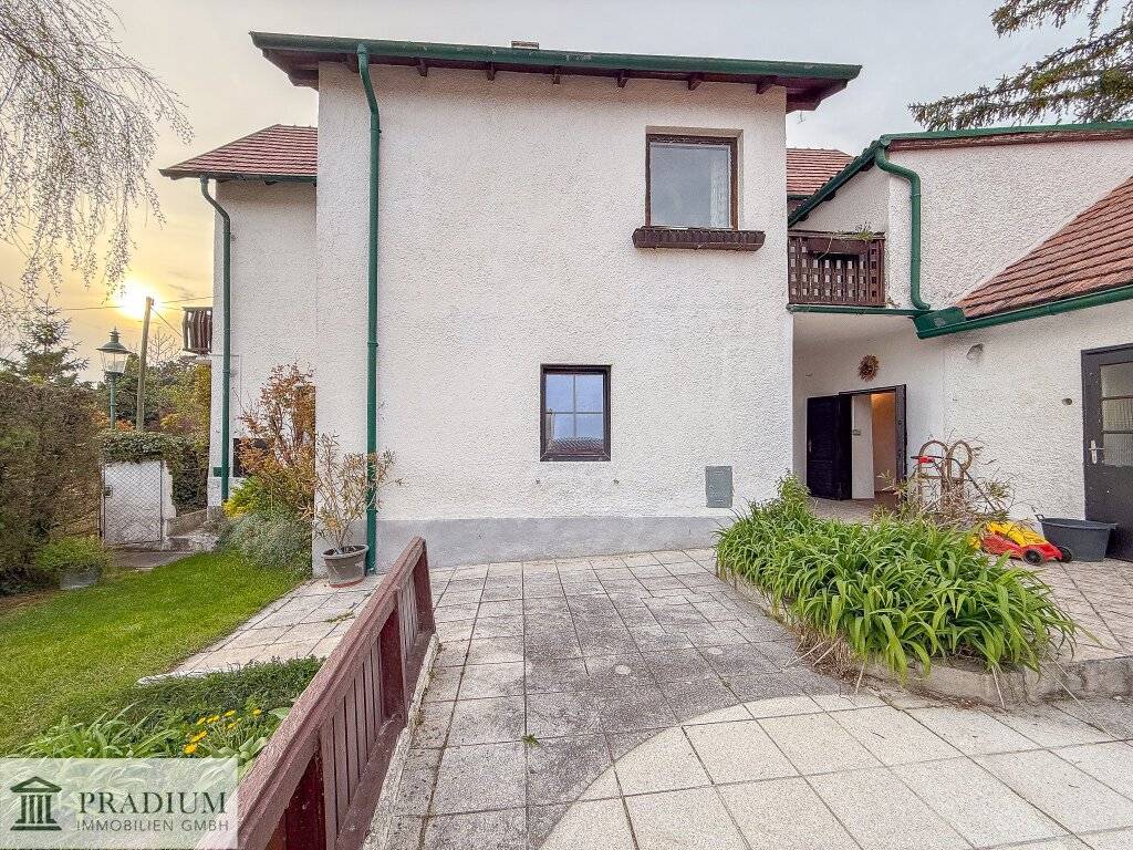 Platz für Visionen - Haus mit bis zu 3 Wohneinheiten und großem Grundstück - Mynd 2