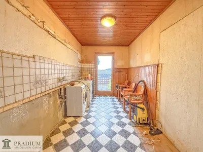 7-Zimmer-Haus kaufen in Baden – 183,13 m², € 320.000 – Bild 8 von 22