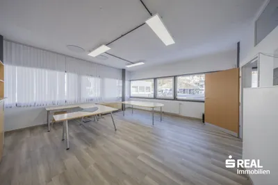 3-Zimmer-Gewerbeimmobilie mieten in Schwaz – 136 m², € 1.500 – Bild 4 von 5