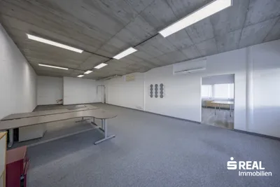 3-Zimmer-Gewerbeimmobilie mieten in Schwaz – 136 m², € 1.500 – Bild 2 von 5