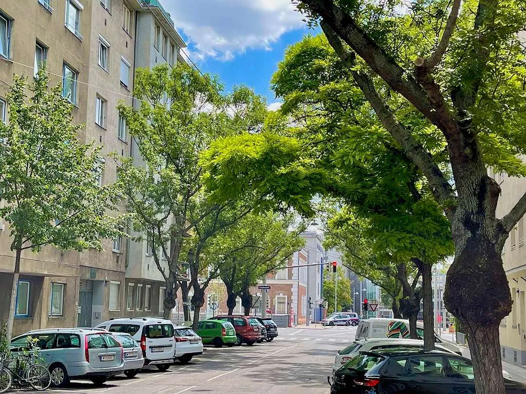 WU/ Sigmund Freud Uni/ Messe: Premium voll möbliert, provisionsfrei von privat, perfekt gelegene Traumwohnung im Stuwerviertel - Widok 2