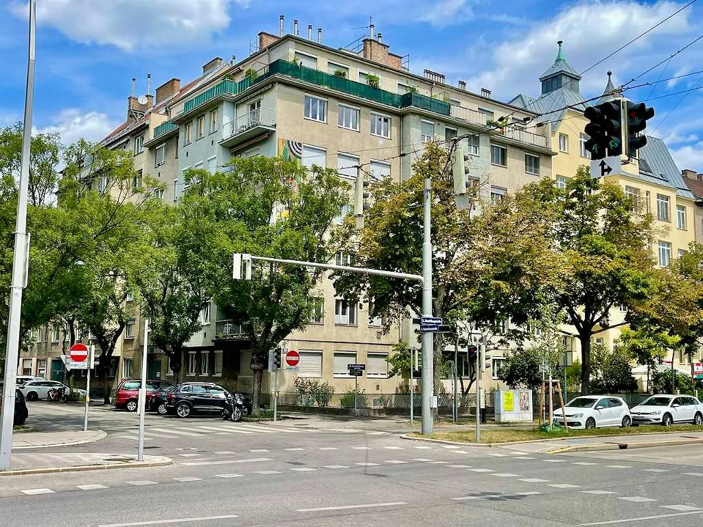WU/ Sigmund Freud Uni/ Messe: Premium voll möbliert, provisionsfrei von privat, perfekt gelegene Traumwohnung im Stuwerviertel - Widok 3