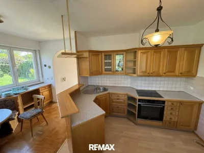 9-Zimmer-Haus kaufen in Linz Land – 334 m², € 479.000 – Bild 2 von 24