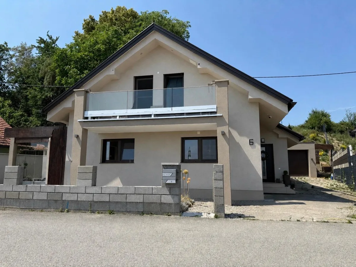 Haus – Burgkirchen, Brunning